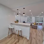 Apartment C01a01 Moderno Con Vistas Al Mar By R2r Consulting